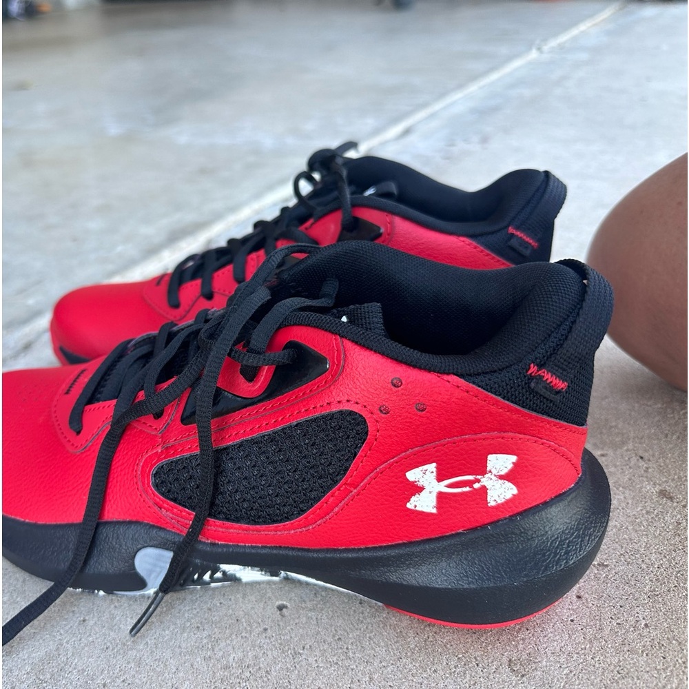 Boys under armor basketball shoes, new without tags.